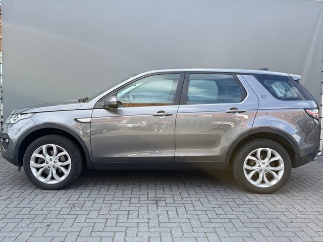 Land Rover Discovery Sport BWJ 2018 2.0 180 PK TD4 SE 7p. AUTOMAAT | TREKHAAK | STOELVERW. | STUURVERW. | CAMERA | PANORAMADAK | ELEKTRISCHE ACHTERKLEP | N
