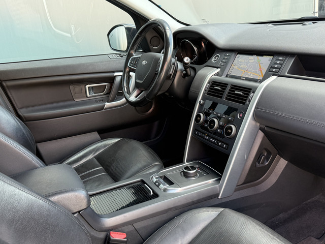 Land Rover Discovery Sport BWJ 2018 2.0 180 PK TD4 SE 7p. AUTOMAAT | TREKHAAK | STOELVERW. | STUURVERW. | CAMERA | PANORAMADAK | ELEKTRISCHE ACHTERKLEP | N