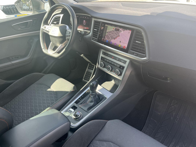 Seat Ateca 1.5 TSi DSG FR Business Intense | NAV. | EL. TREKHAAK | STANDKACHEL | CAMERA |