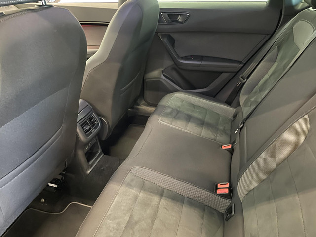 Seat Ateca 1.5 TSI Xcellence Business Intense Airco ECC Navi PDC VA+Camera Adaptive Cruise Control Full LED Winter Pack Alcantara Interieur