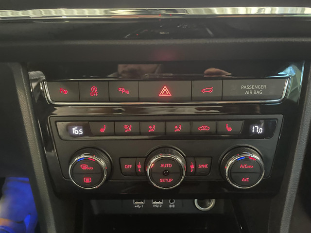 Seat Ateca 1.5 TSI Xcellence Business Intense Airco ECC Navi PDC VA+Camera Adaptive Cruise Control Full LED Winter Pack Alcantara Interieur