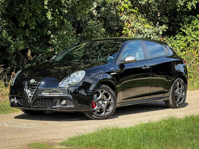 alfa-romeo-giulietta-1.4-t-sprint---clima---bluetooth---elektrische-ramen---pdc---1e-eig.---dealeronderhouden--