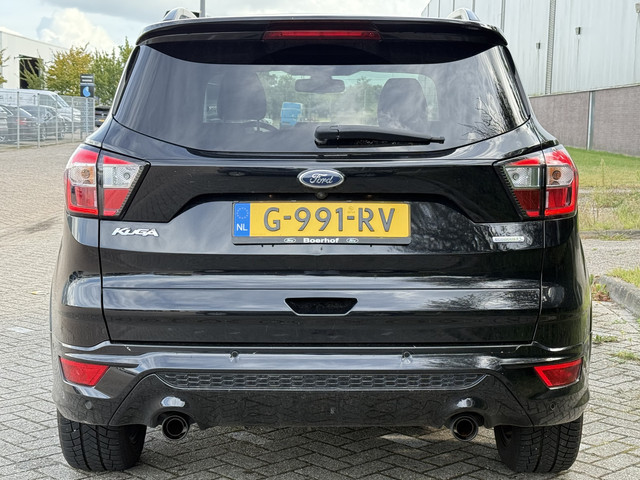 Ford Kuga BWJ 2018 1.5 176 pk EcoBoost ST Line AUTOMAAT | 4 WHEEL DRIVE | TREKHAAK | PANORAMA | CLIMA | CRUISE | NAVI | PRIV. GLAS | MULTI