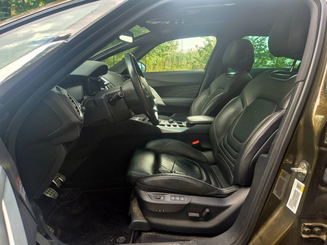 Citroen DS5 1.6 THP Sport Chic . Leder . Nl-auto