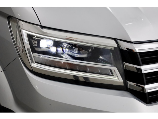 Volkswagen Crafter 35 2.0 TDI 177pk RWD L3H3 (L2H2) Highline LED Inrichting Trekhaak 3500kg 05-2020