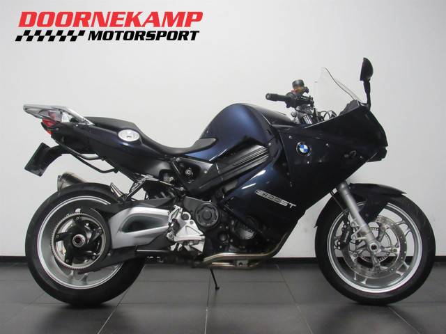 bmw-f-800-st-