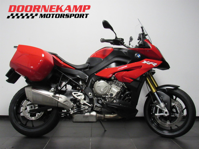 bmw-s-1000-xr-