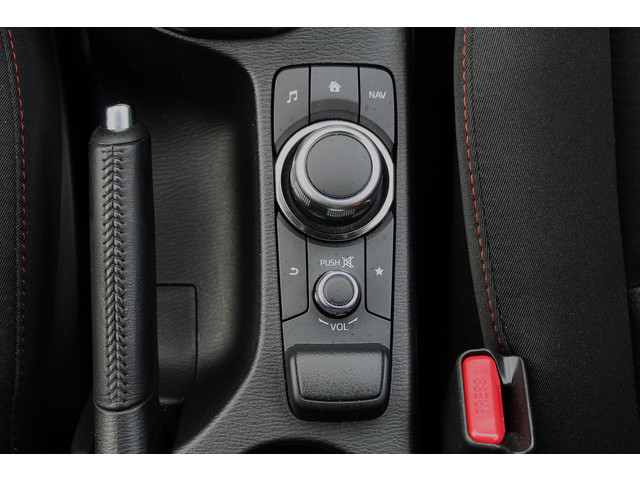 Mazda 2 1.5 SkyActiv-G 90 Homura - Stoel- stuurverwarming, Cruise, Achteruitrijcamera, Airco!