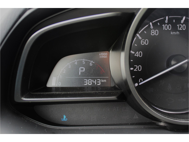 Mazda 2 1.5 SkyActiv-G 90 Homura - Stoel- stuurverwarming, Cruise, Achteruitrijcamera, Airco!