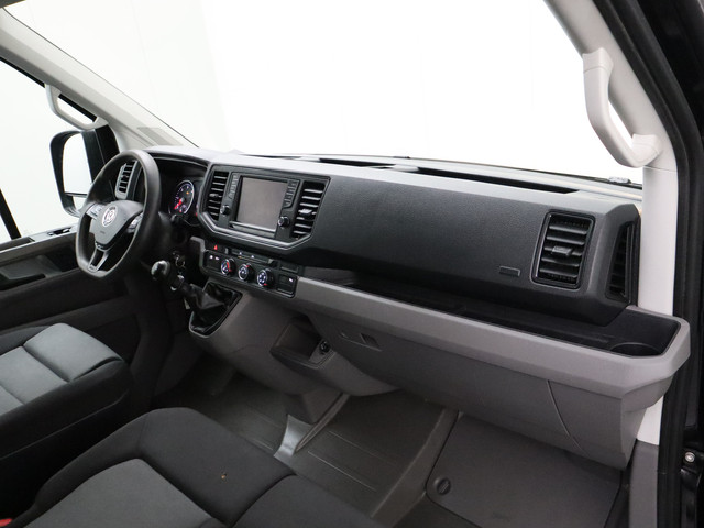 Volkswagen Crafter 2.0TDI 140PK L3H3 | Airco | Cruise | 3-Persoons | Trekhaak