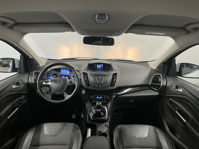 Ford Kuga 1.6 Titanium Trekhaak | Cruise control | Climate control | Parkeersensoren |