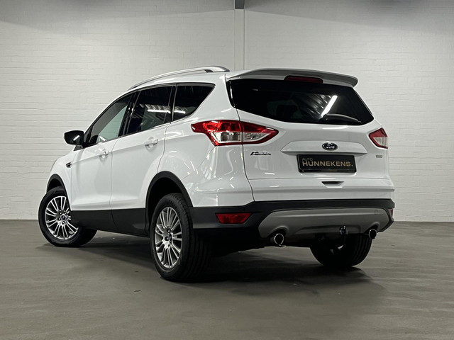 Ford Kuga 1.6 Titanium Trekhaak | Cruise control | Climate control | Parkeersensoren |