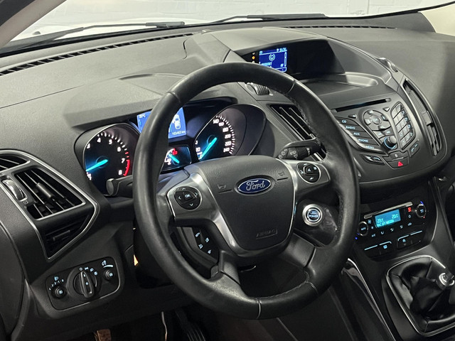 Ford Kuga 1.6 Titanium Trekhaak | Cruise control | Climate control | Parkeersensoren |