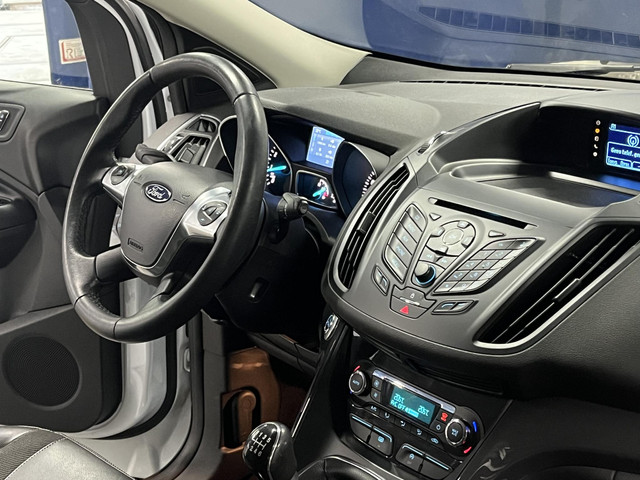 Ford Kuga 1.6 Titanium Trekhaak | Cruise control | Climate control | Parkeersensoren |