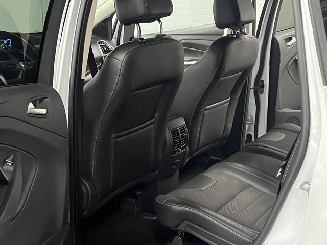 Ford Kuga 1.6 Titanium Trekhaak | Cruise control | Climate control | Parkeersensoren |