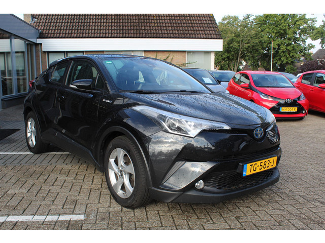 toyota-c-hr-1.8-hybrid-trekhaak-ad-cruise-clima-camera-bluetooth-lm-velgen-nl-auto