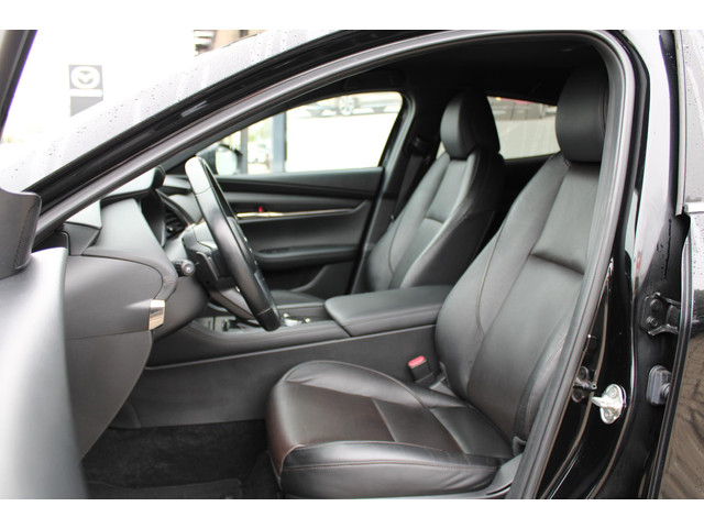 Mazda 3 2.0 e-SkyActiv-G M Hybrid 150 Sportive , Automaat, Leder, Camera, All Season, LMV 18 Inch, Stuur Stoel Verwarming, Apple Carplay