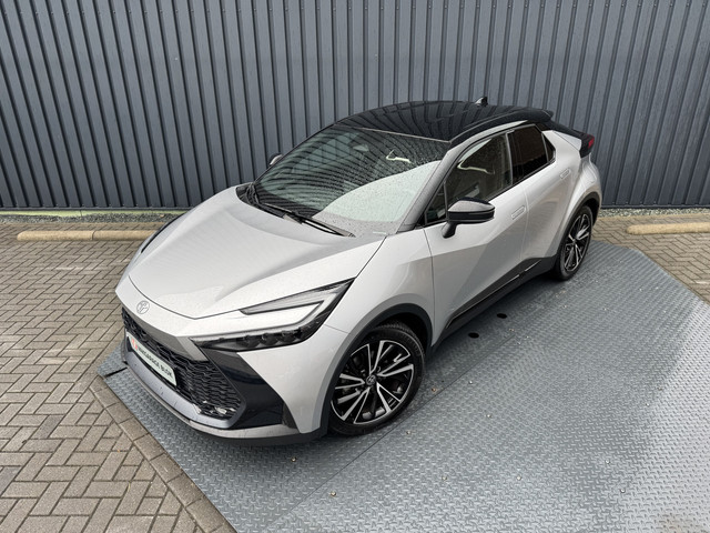 toyota-c-hr-1.8-hybrid-140-executive---bi-tone---afnm.-trekhaak---jbl---rijklaar---