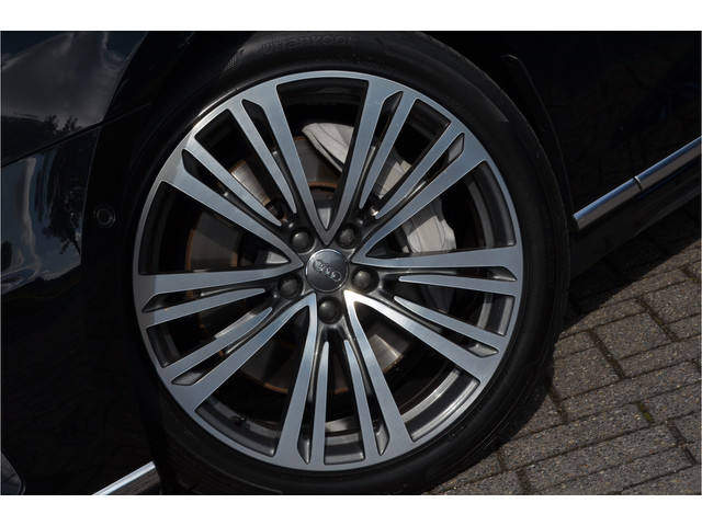 Audi A8 55 TFSI quattro Pro Line Plus €165k NP | Achterasbesturing | Schermen achter | Softclose | Pano | B&O | Alcantara hemel | 4x Sto
