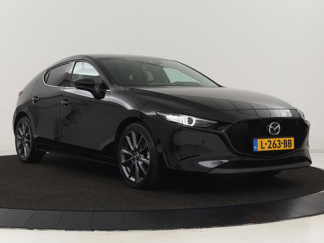 mazda-3-2.0-e-skyactiv-g-sportive---head-up---stoel--stuurverwarming---adaptive-cruise---carplay---camera---keyless---climate-control