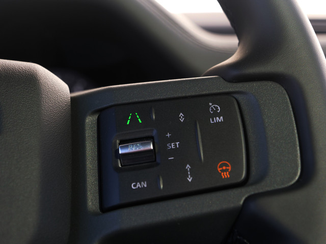 Land Rover Defender 110 2.0 P300e 110 X-Dynamic HSE | pano | stoel koeling | elektr Trekhaak..