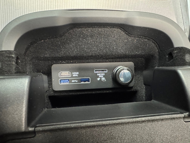 Land Rover Range Rover Sport 2.0 SD4 HSE AUT. PANORAMADAK LEDER NAVIGATIE CAMERA PDC STOELVERWARMING KEYLESS-GO CRUISE