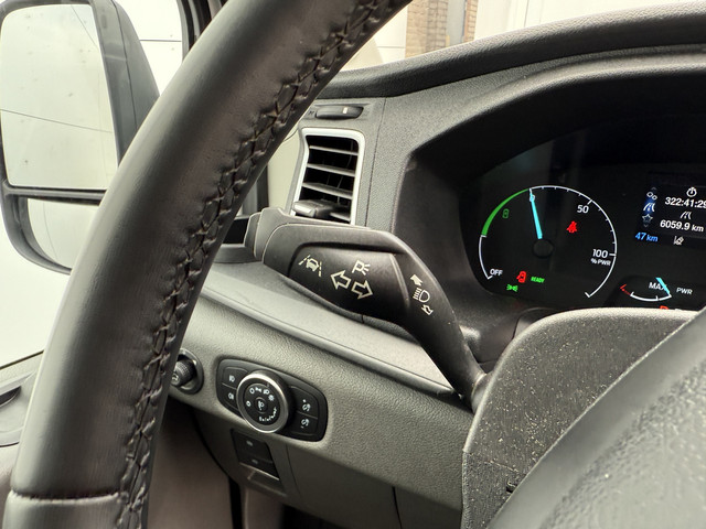 Ford E-Transit 75kWh 184PK 390 Elektrisch 75kWh 334km WLTP BEV Snelladen L2H2 Climate Control Tacho Carplay Camera Stoelverwarming Parkeersenso