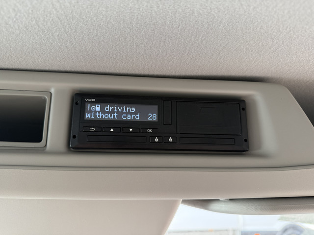 Ford E-Transit 75kWh 184PK 390 Elektrisch 75kWh 334km WLTP BEV Snelladen L2H2 Climate Control Tacho Carplay Camera Stoelverwarming Parkeersenso