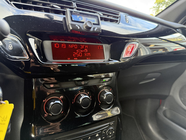 Citroen DS3 1.2 VTi Chic | AIRCO | CRUISE | STOELVERWARMING |