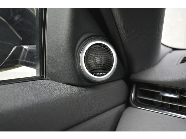 Land Rover Range Rover Evoque 1.5 P300e AWD R-Dynamic SE   Panoramadak   Elek stoelen   Meridian   Camera
