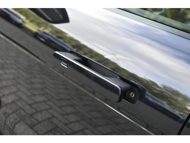 Land Rover Range Rover Evoque 1.5 P300e AWD R-Dynamic SE   Panoramadak   Elek stoelen   Meridian   Camera