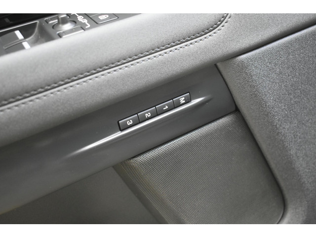 Land Rover Range Rover Evoque 1.5 P300e AWD R-Dynamic SE   Panoramadak   Elek stoelen   Meridian   Camera