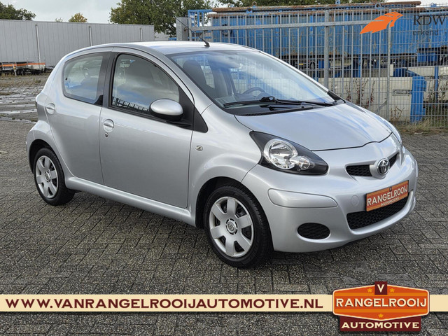 toyota-aygo-1.0-12v-comfort-navigator-automaat--airco--navigatie