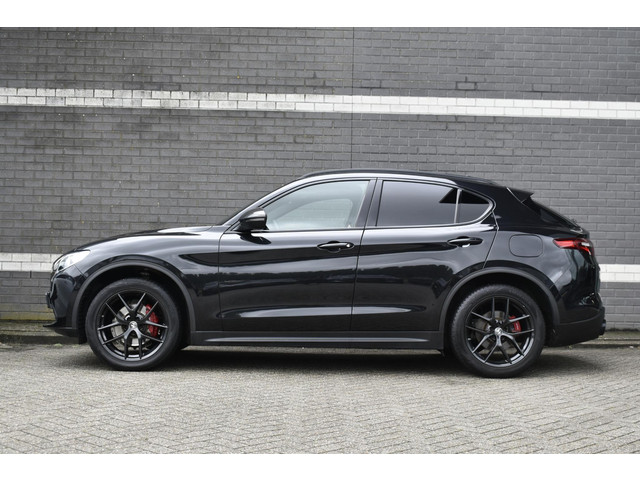 alfa-romeo-stelvio-2.0-t-awd-b-tech---harman-kardon---panoramadak---memory---280-pk---dealer-onderhouden