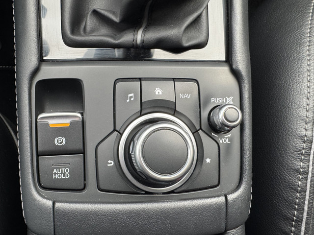 Mazda CX-3 2.0 SkyActiv-G 120 GT-M    NAVI    CAMERA    MEMORY SEATS    BOSE AUDIO    HEAD UP DISPLAY