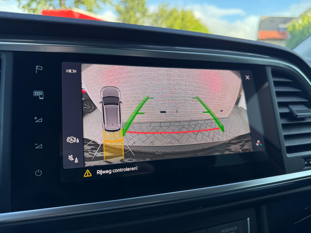 Seat Ateca 1.5 TSI Style Business Intense AUTOMAAT   TREKHAAK   CAMERA   MEMORY STOELEN   LED   4-SEIZOENENBANDEN   VIRTUAL COCKP
