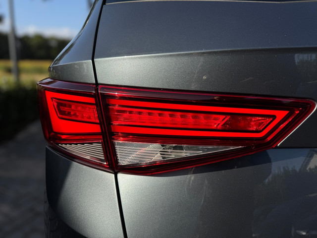 Seat Ateca 1.5 TSI Style Business Intense AUTOMAAT   TREKHAAK   CAMERA   MEMORY STOELEN   LED   4-SEIZOENENBANDEN   VIRTUAL COCKP