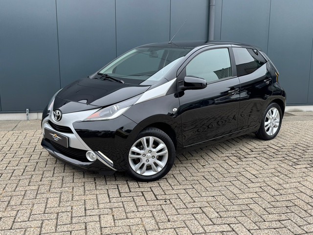 toyota-aygo-1.0-vvt-i-x-joy--camera--lichtmetalen-velgen--bluetooth-