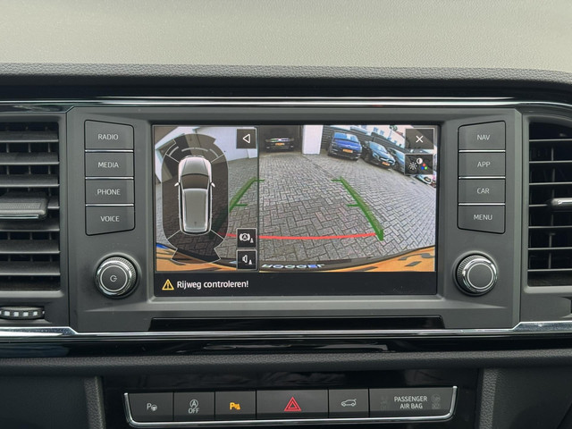Seat Ateca 1.4 EcoTSI Xcellence Leder Camera Panorama Trekhaak Led verlichting Stoelverwarming