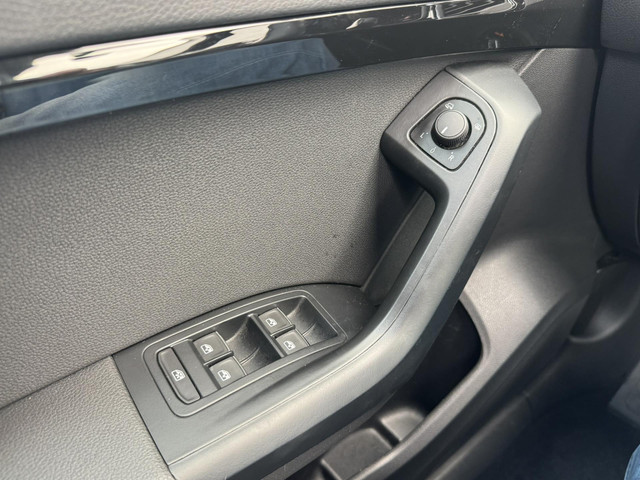 Seat Ateca 1.4 EcoTSI Xcellence Leder Camera Panorama Trekhaak Led verlichting Stoelverwarming