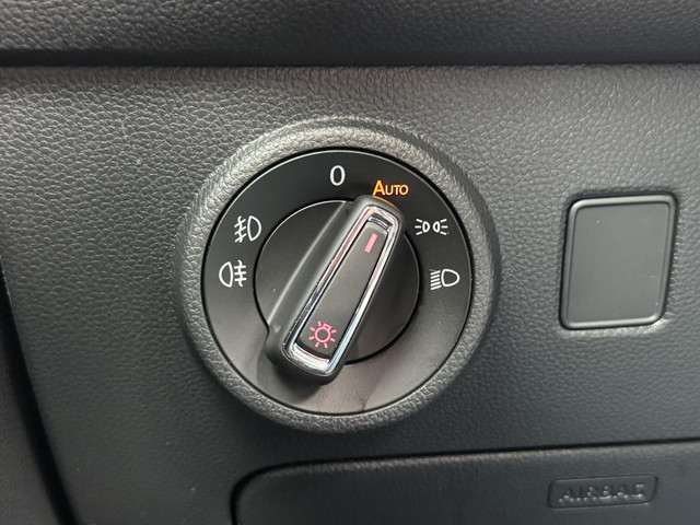 Seat Ateca 1.4 EcoTSI Xcellence Leder Camera Panorama Trekhaak Led verlichting Stoelverwarming
