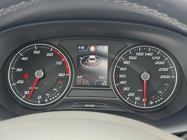 Seat Ateca 1.4 EcoTSI Xcellence Leder Camera Panorama Trekhaak Led verlichting Stoelverwarming