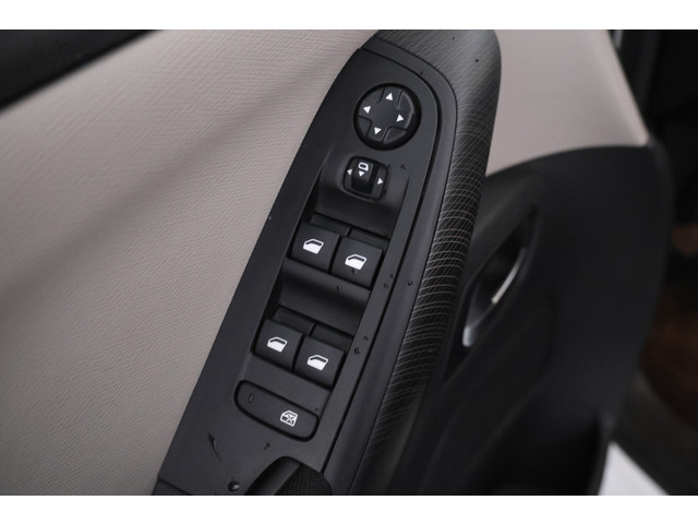 Citroen C4 Picasso 1.6 BlueHDI Business 94g. Massage stoelen, Navigatie, Airco.