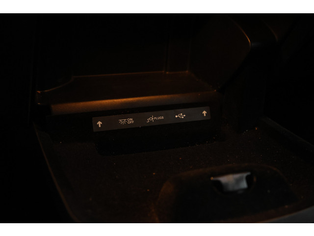 Citroen C4 Picasso 1.6 BlueHDI Business 94g. Massage stoelen, Navigatie, Airco.