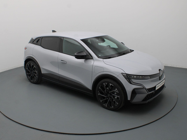 renault-megane-e-tech-220pk-comfort-range-esprit-alpine-60-kwh-automaat-harman-kardon---360-camera---adapt.-cruise---parkeersens.-v-a---stoel--stuurv