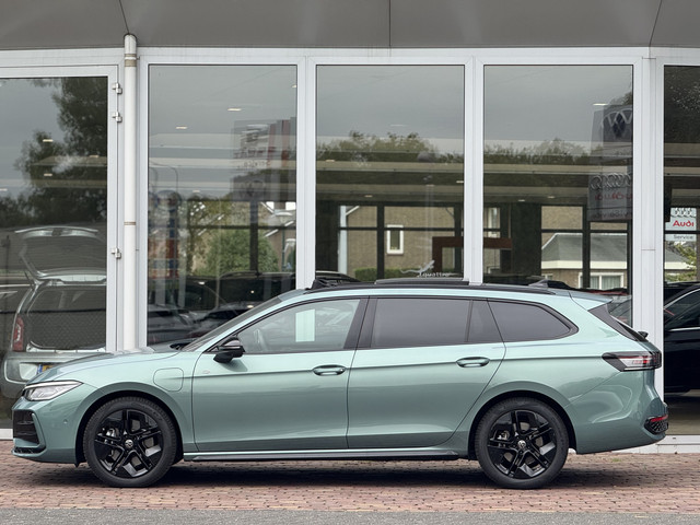 volkswagen-passat-variant-1.5-ehybrid-r-line-edition-272pk---hud---pano---trekhaak