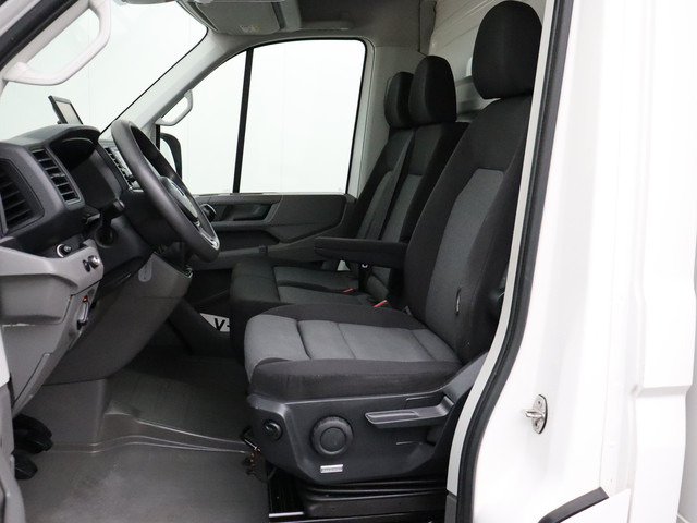 Volkswagen Crafter 2.0TDI 177PK Bakwagen+Laadklep | Dubbellucht | 3500Kg Trekhaak | Navigatie | Camera | Zijdeur