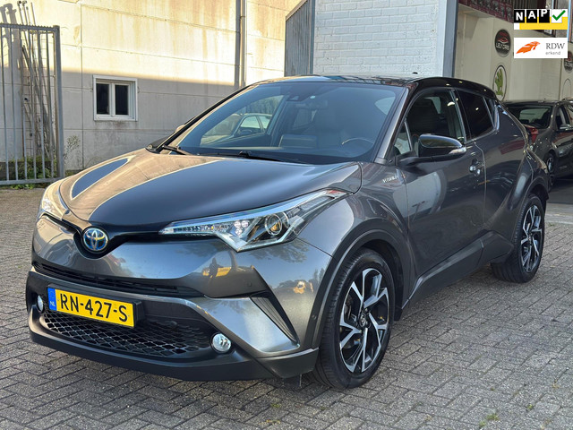 toyota-c-hr-1.8-hybrid-bi-tone-plus-aut-acc-camera-nap