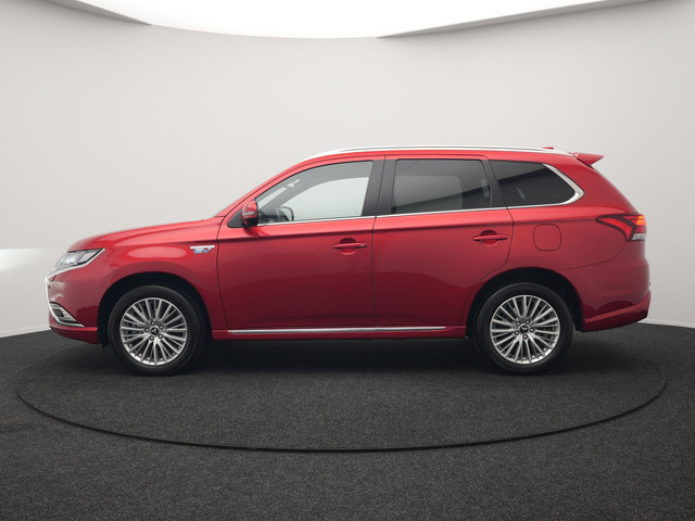 mitsubishi-outlander-2.4-intense--plug-in-hybrid-225pk-dealer-o.h-phev---360-camera---lederen-sportstoelen-verwarmd---keyless---navigatie---stuur-ver