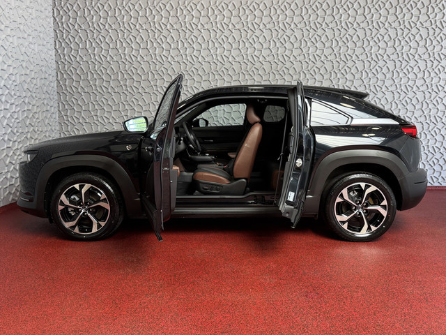 Mazda MX-30 E-SKYACTIV R-EV PHEV 170PK ELEK.STOEL H.U.D CAMERA LED PLUG IN HYBRID
